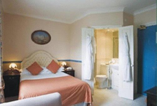 La Fleur De Lys Hotel Shaftesbury Exterior photo