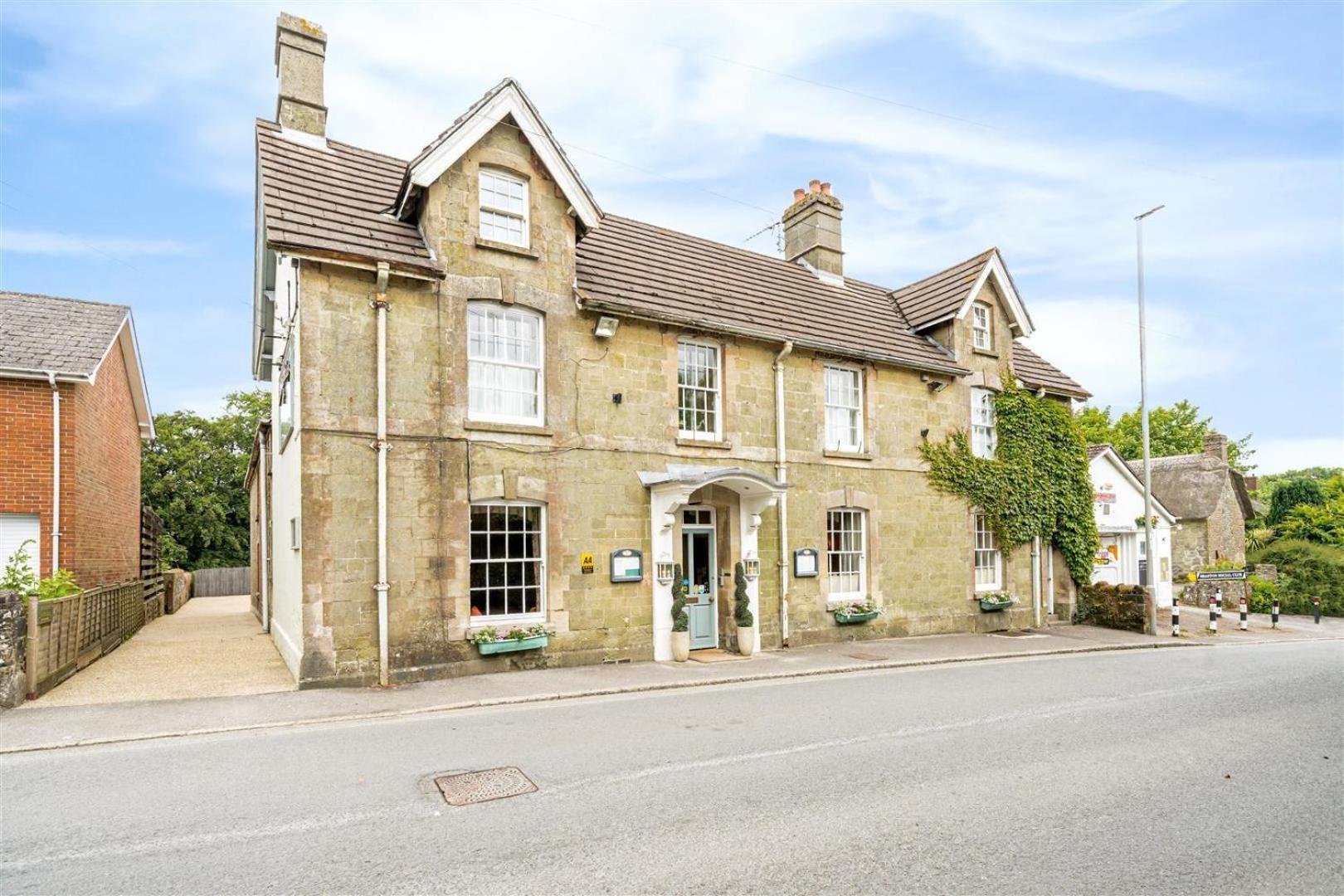 La Fleur De Lys Hotel Shaftesbury Exterior photo